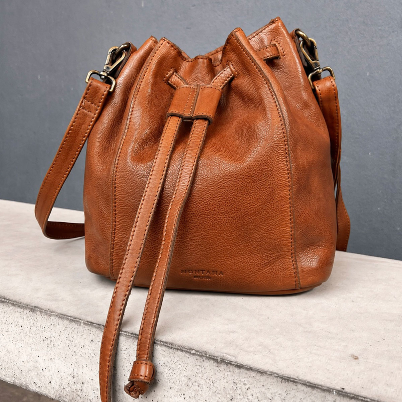 Bucket bag - Olive fra Montana - Cognac bøffelskind - Freja skind
