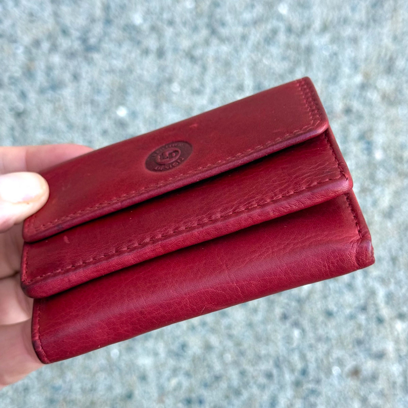 Linn plånbok i kalvskinn - Läderdesign - Freja skinn