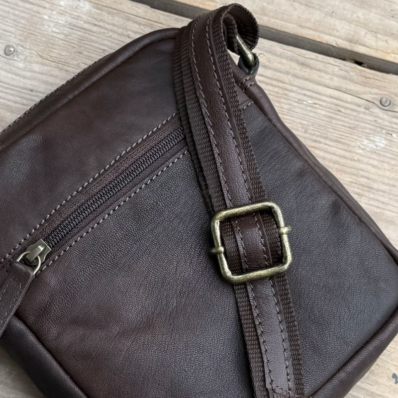 Ystad herre crossbody taske - Blød brun gedeskind - Freja skind
