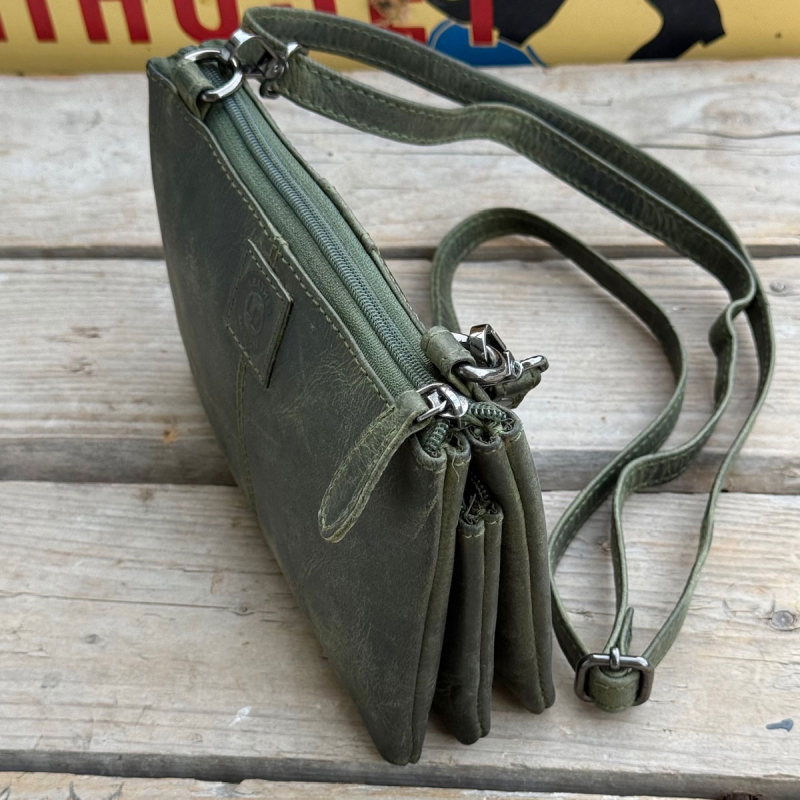 Petra axelväska från Leather design - Grönt läder UR 531 - Freja skinn