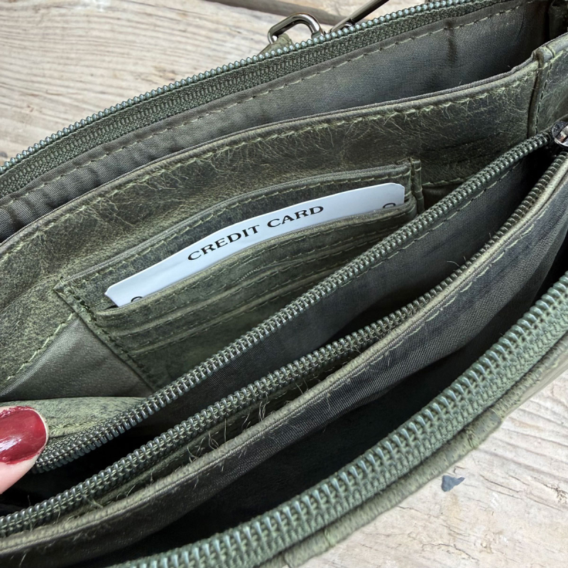 Petra axelväska från Leather design - Grönt läder UR 531 - Freja skinn