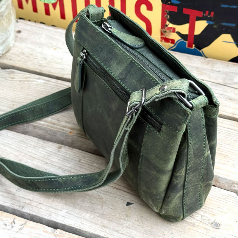 Ronja skindtaske i hunter grøn bøffel - Leather design - Freja skind