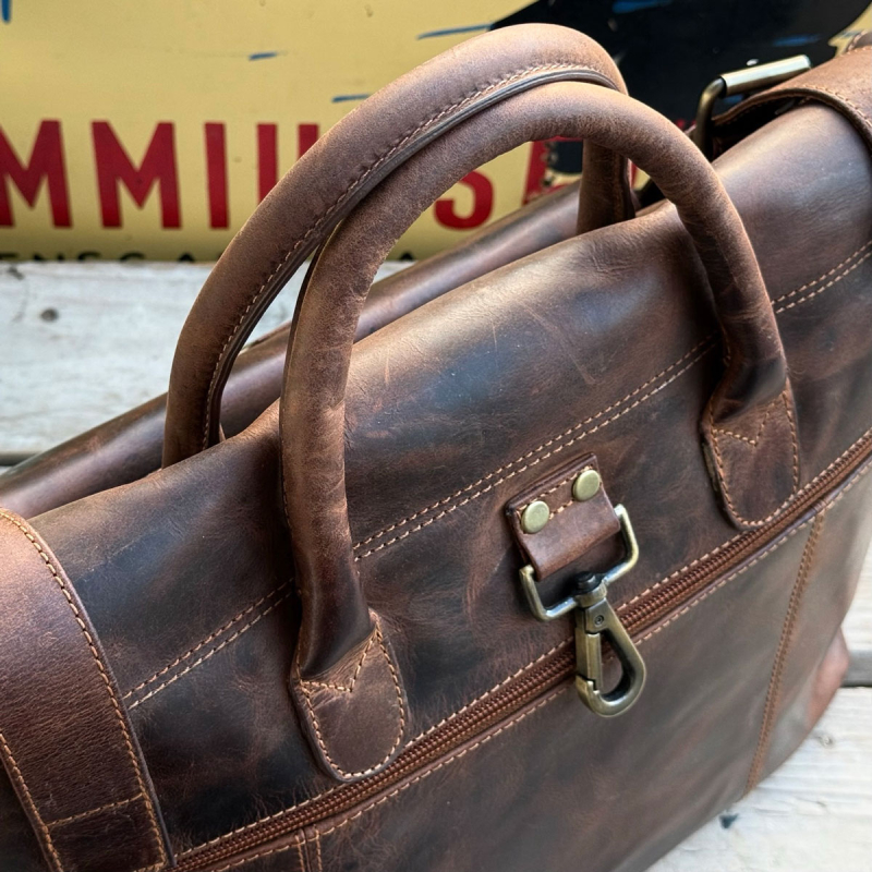 Zwolle rygsæt / skuldertaske til pc mm - hunter brun bøffelskind - Leather design - Freja skind