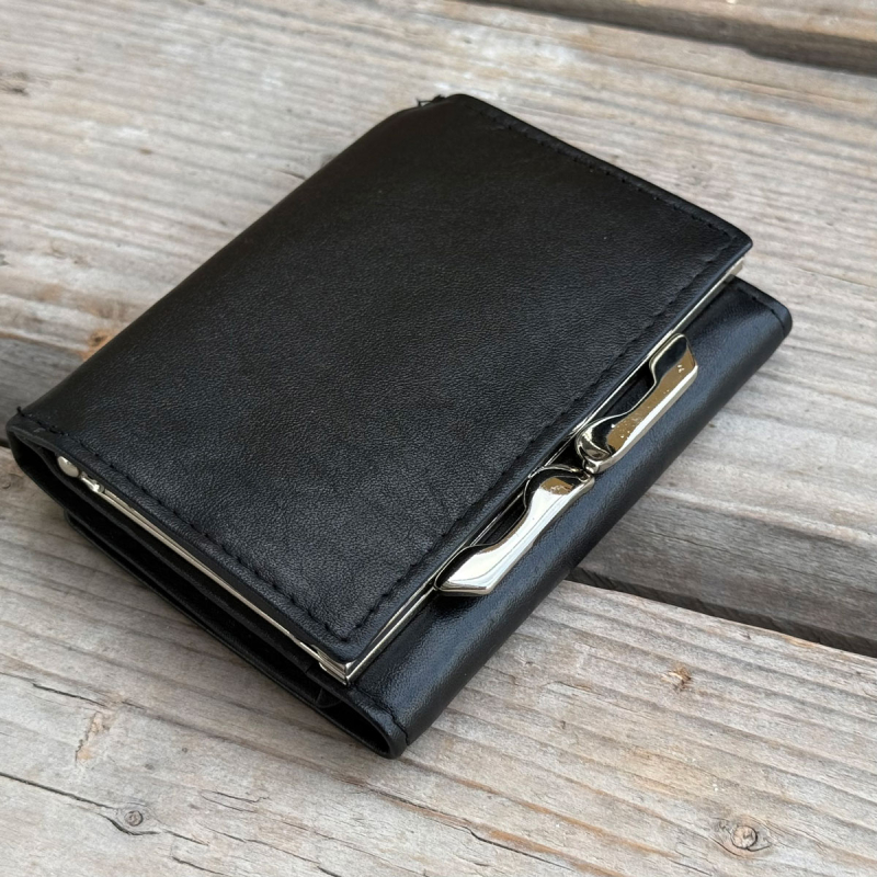 Ingeborg damepung med snaplås - sort skind - Leather design - Freja skind