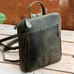 Dianna - Lille rygsæk i grøn bøffelskind - Dame - Leather design