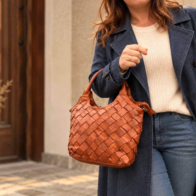 Fairfield crossbody taske - håndtaske - Cognac bøffelskind - Montana - Freja skind