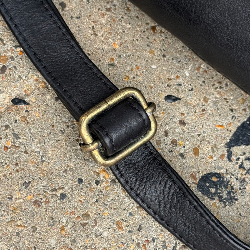 Alpha crossbody taske - sort - Montana - 272110