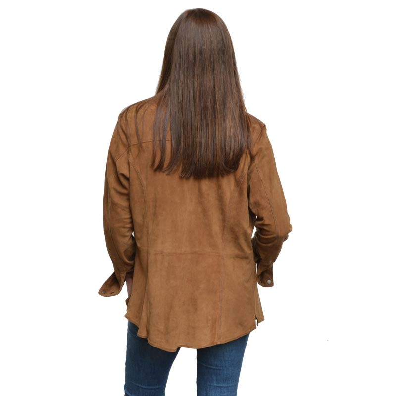 Mockaskjorta i camel färg - Feminin mockaskjorta