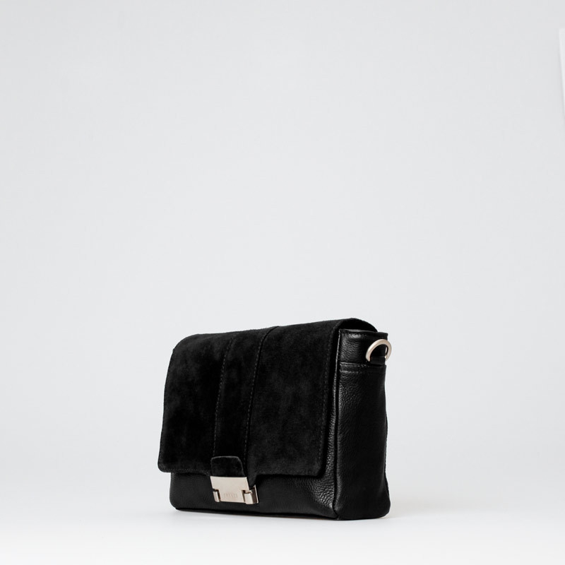 Svart Treats crossbody-väska - Alma - Kombi av mocka och läder