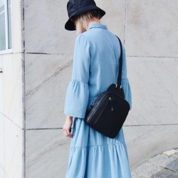 Naja rygsæk / crossbody - Blød sort skind fra Treats - 282004