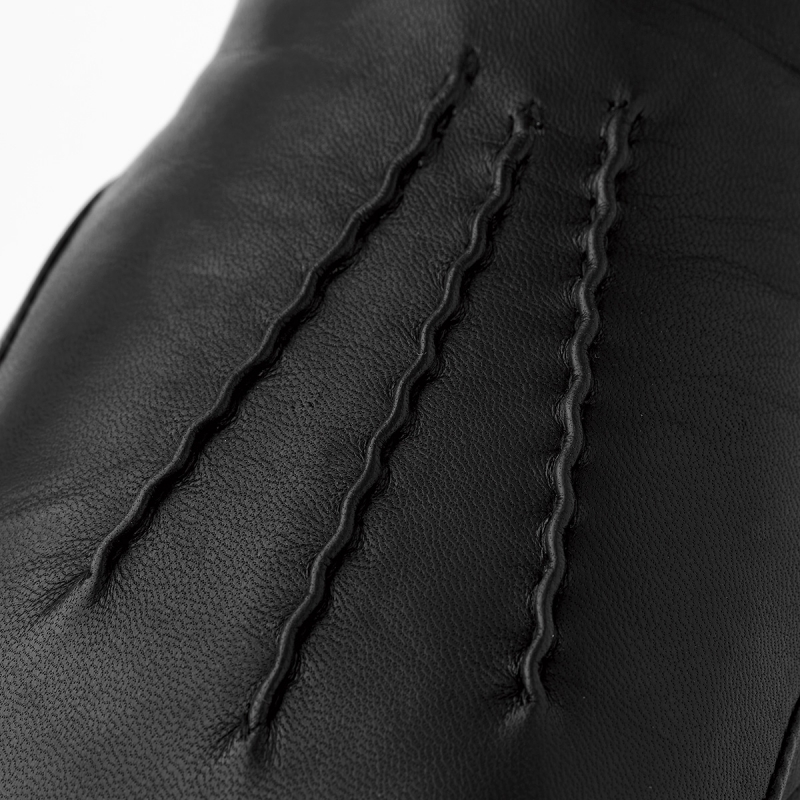 Kathryn dameluffe - Blød sort hairsheep skind med perlelamme foer - Hestra 19171