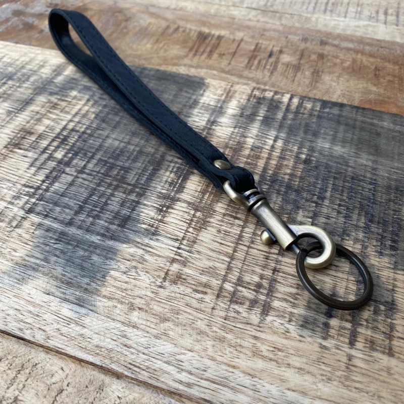 Keys nøglering med karabinhage - Sort bøffelskind - Freja skind