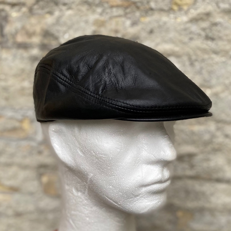 Svart sixpence lammskinn - Modell Karl - Klassisk design - Shoppa nu