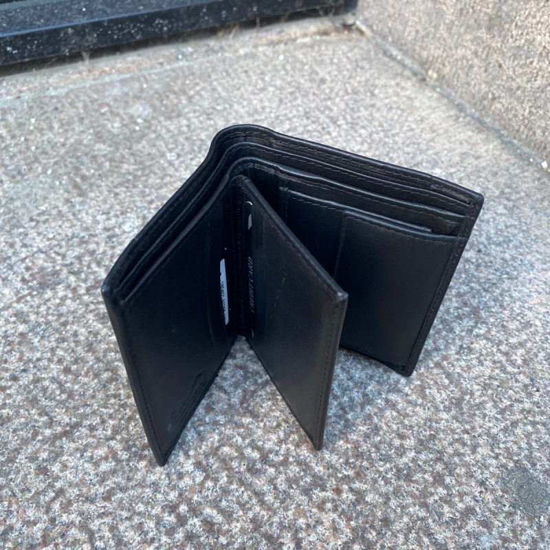 Sort læderpung fra Montana - 160401 - Freja skind