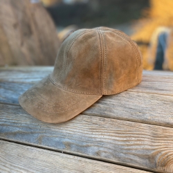 Ruskinds cap i lys sand ruskind - Freja skind