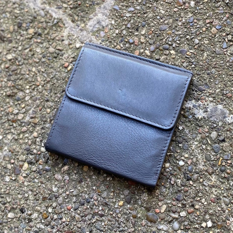 Grå skindpung - Freja skind