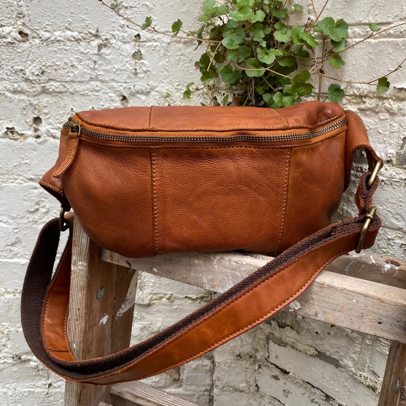 cognac bumbag - Custer fra Montana - 272102