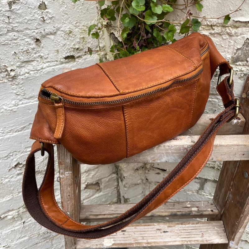 cognac bumbag - Custer fra Montana - 272102