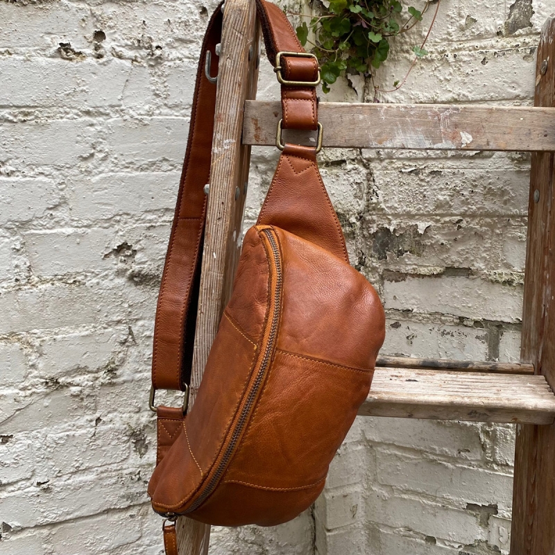cognac bumbag - Custer fra Montana - 272102