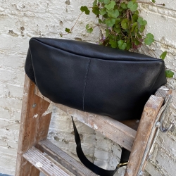 Sort Agnes bumbag fra Treats - 280912