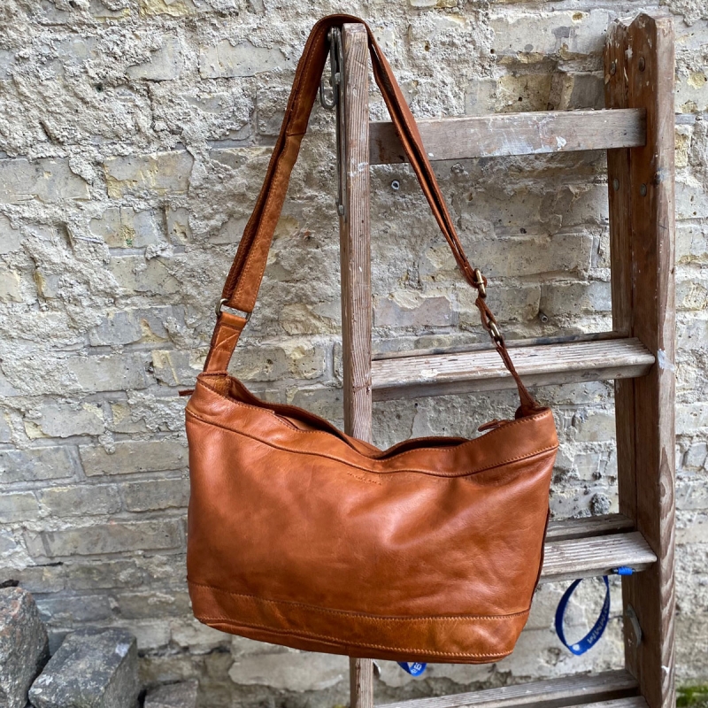 Haisy skuldertaske - Crossbody - Montana 272204 - Freja skind